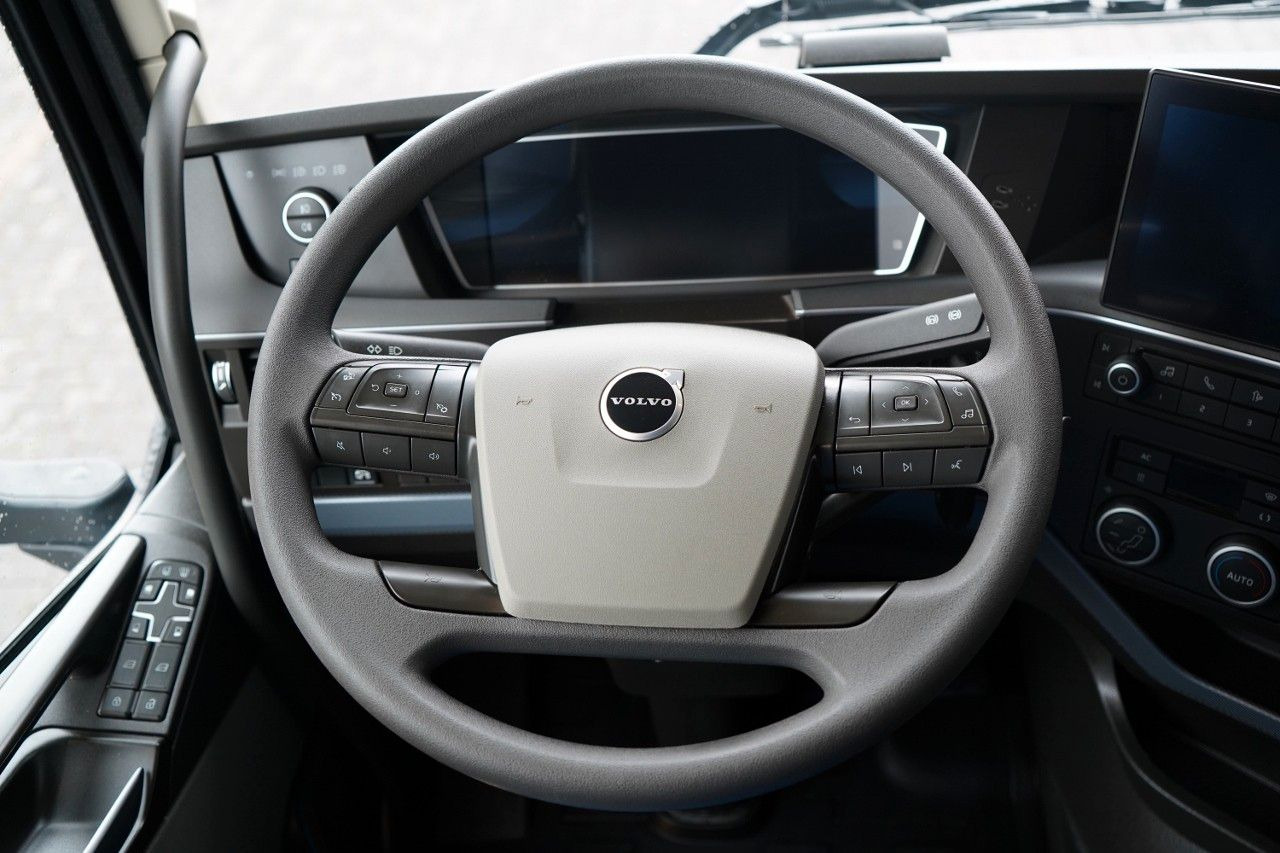 رأس تريلا Volvo FH 500 / 2025 ROK / 88 TYS KM / XXL / I-SHIFT: صورة 30