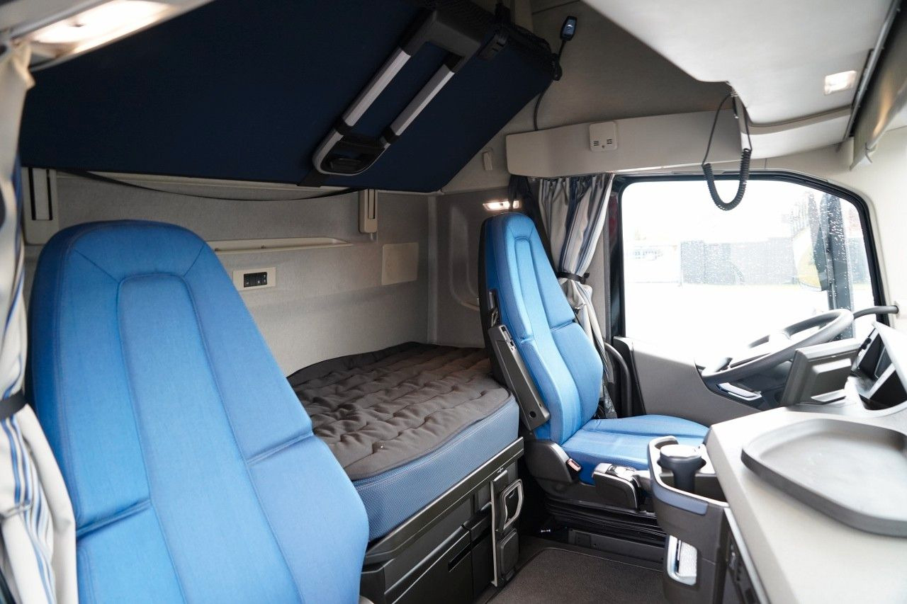 رأس تريلا Volvo FH 500 / 2025 ROK / 88 TYS KM / XXL / I-SHIFT: صورة 37