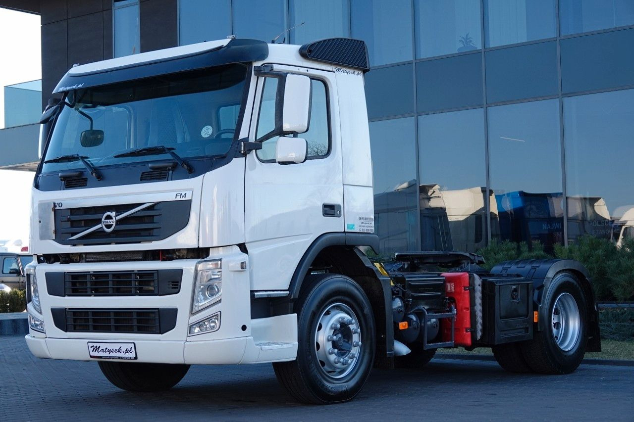 Volvo FM 380 / PEŁNY ADR / DZIENNA NISKA KABINA / EURO - مقطورة السحب: صورة 1 Volvo FM 380 / PEŁNY ADR / DZIENNA NISKA KABINA / EURO - مقطورة السحب: صورة 1