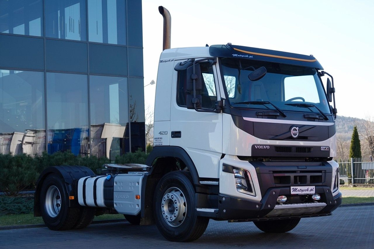 Volvo FMX 420 / 13 LITROWY / NISKA KABINA / SPROWADZON - مقطورة السحب: صورة 1 Volvo FMX 420 / 13 LITROWY / NISKA KABINA / SPROWADZON - مقطورة السحب: صورة 1