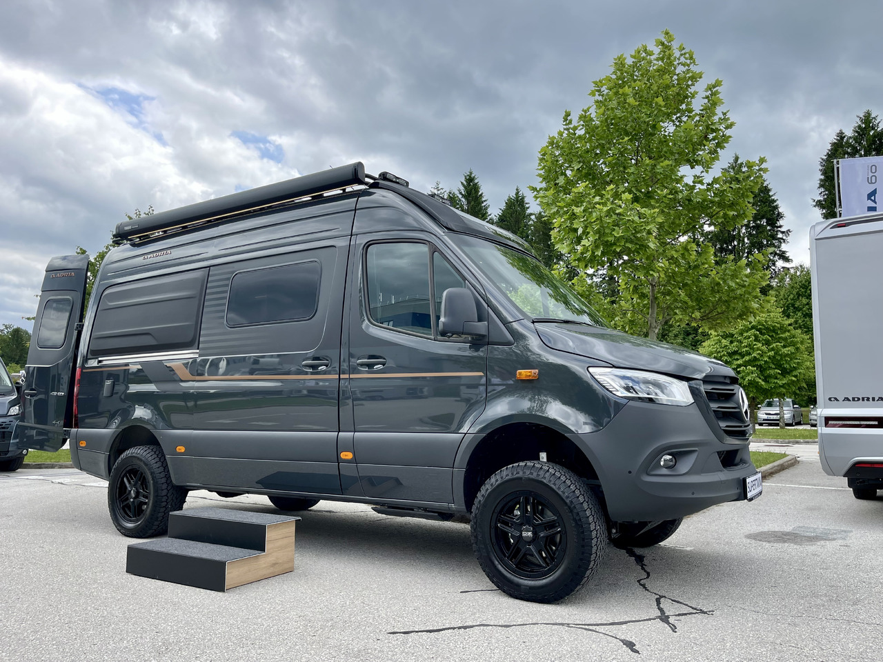 ADRIA Super Twin 600 SP - كرفان فان: صورة 2 ADRIA Super Twin 600 SP - كرفان فان: صورة 2