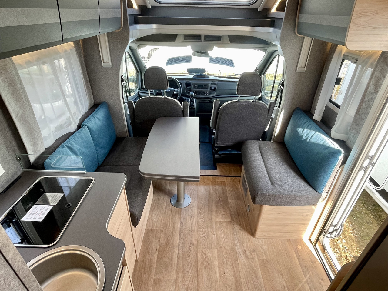 Dethleffs Just Go T7055 EBL - موتر هوم شبه متكامل: صورة 5 Dethleffs Just Go T7055 EBL - موتر هوم شبه متكامل: صورة 5