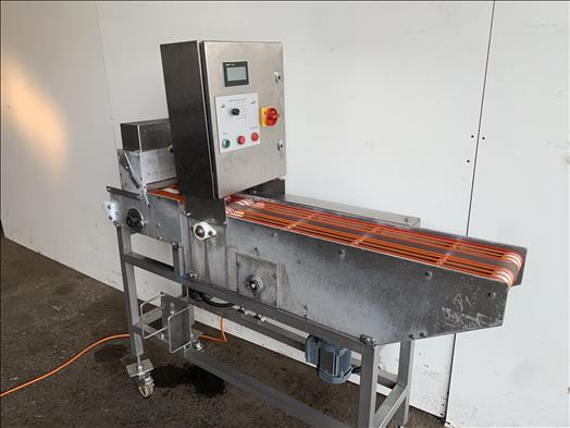 AFT buttering machine - معدات المخابز: صورة 2 AFT buttering machine - معدات المخابز: صورة 2