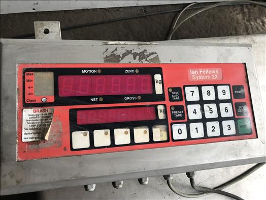 Ian Fellows Stainless platform scale - آلة الغذاء: صورة 3 Ian Fellows Stainless platform scale - آلة الغذاء: صورة 3