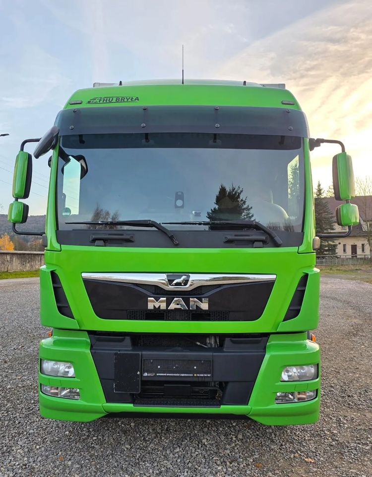 MAN TGM 18.320 / 18.290 / 15.290 / IZOTERMA / WINDA / 19PALET / E6 / 08.2018 / LIFT / SPROWADZONY / AUTOMAT / SYPIALKA / PIERWSZY WŁAŚCICIEL / BOCZNE DRZWI / STAN BARDZO DOBRY - شاحنة ذات مبرد: صورة 3 MAN TGM 18.320 / 18.290 / 15.290 / IZOTERMA / WINDA / 19PALET / E6 / 08.2018 / LIFT / SPROWADZONY / AUTOMAT / SYPIALKA / PIERWSZY WŁAŚCICIEL / BOCZNE DRZWI / STAN BARDZO DOBRY - شاحنة ذات مبرد: صورة 3