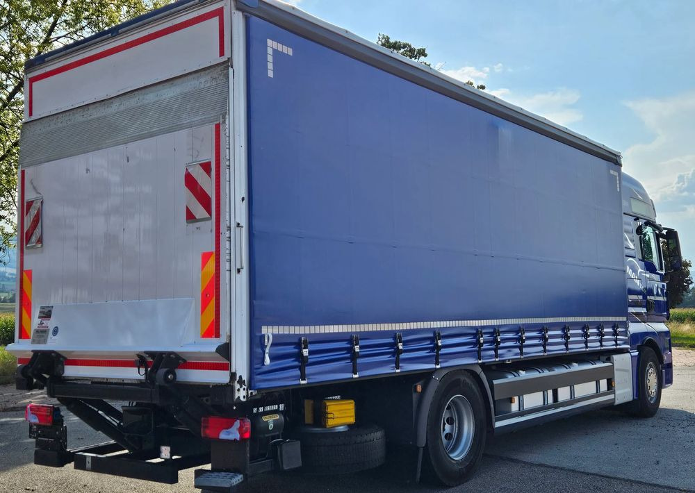 MAN TGX 18.430 / FIRANKA / WINDA / KLIMA POSTOJOWA / 300TYŚ PRZEBIEG / 2020 /E6 / KLIMA POSTOJOWA / SPROWADZONY / JAK NOWY / AUTOMAT - شاحنة ذات ستائر جانبية: صورة 5 MAN TGX 18.430 / FIRANKA / WINDA / KLIMA POSTOJOWA / 300TYŚ PRZEBIEG / 2020 /E6 / KLIMA POSTOJOWA / SPROWADZONY / JAK NOWY / AUTOMAT - شاحنة ذات ستائر جانبية: صورة 5