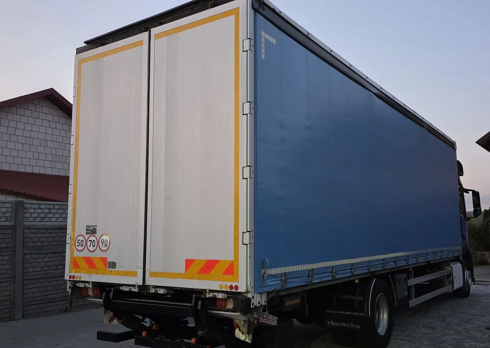 شاحنة ذات ستائر جانبية Mercedes-Benz ACTROS 1833 / FIRANKA/ WINDA / 22PALETY / 8760 ŁADOWNOŚĆ / AUTOMAT / DUŻY SILNIK  / SYPIALKA /: صورة 6