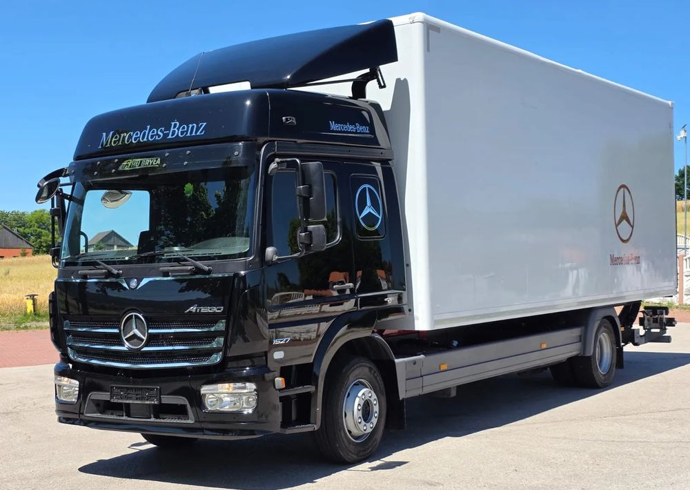 Mercedes-Benz ATEGO 1527/1530/IZOTERMA/WINDA/SPROWADZONY/E6/PIERWSZY WŁAŚCICIEL/AUTOMAT/18EURO PALET/STAN BARDZO DOBRY - شاحنة ذات مبرد: صورة 1 Mercedes-Benz ATEGO 1527/1530/IZOTERMA/WINDA/SPROWADZONY/E6/PIERWSZY WŁAŚCICIEL/AUTOMAT/18EURO PALET/STAN BARDZO DOBRY - شاحنة ذات مبرد: صورة 1