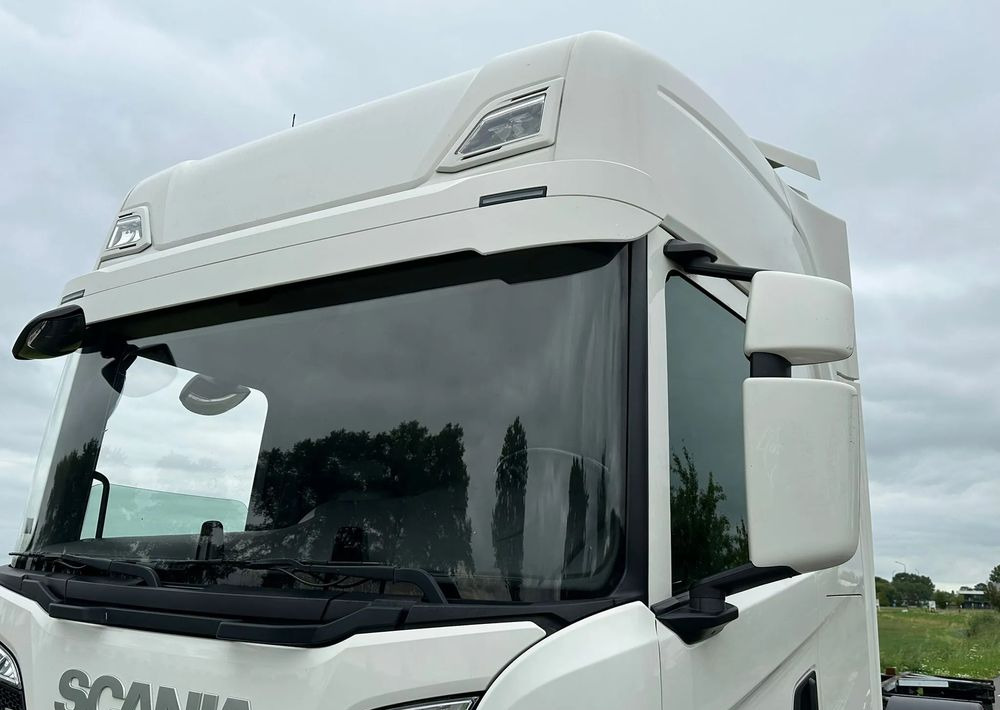 Scania G450 / G410 / BDF / RAMA / E6 / CAŁA NA PODUSZKACH / ROZSTAW OSI 5.5M / LAWETA / DO ŻYWCA / DO BYDŁA / SKÓRY / DO ZABUDOWY / SPROWADZONA - شاحنة بهيكل معدني للمقصورة: صورة 4 Scania G450 / G410 / BDF / RAMA / E6 / CAŁA NA PODUSZKACH / ROZSTAW OSI 5.5M / LAWETA / DO ŻYWCA / DO BYDŁA / SKÓRY / DO ZABUDOWY / SPROWADZONA - شاحنة بهيكل معدني للمقصورة: صورة 4