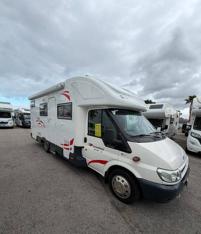 ROLLER TEAM GRANDUCA GARAGE P - موتر هوم شبه متكامل: صورة 2 ROLLER TEAM GRANDUCA GARAGE P - موتر هوم شبه متكامل: صورة 2