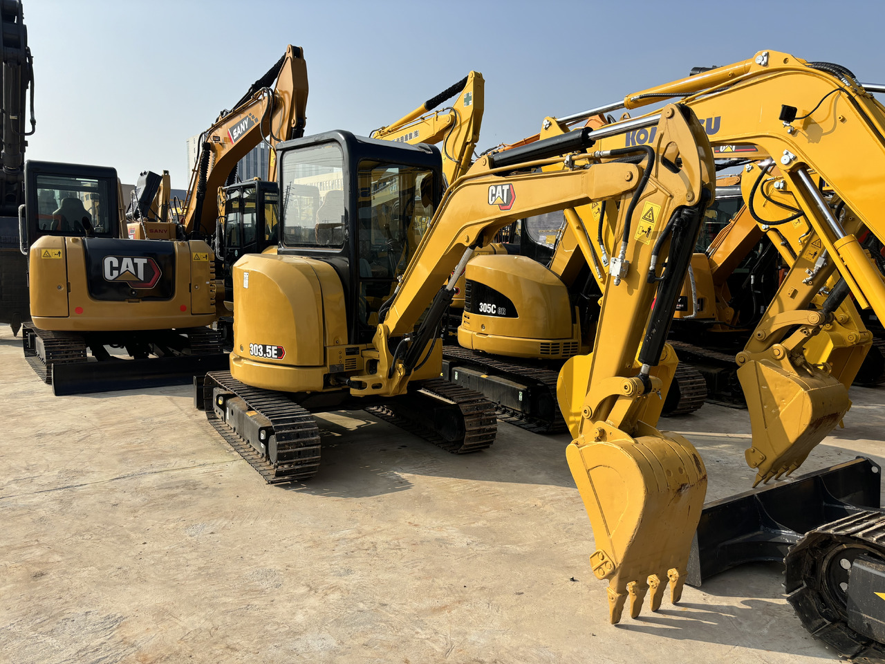CATERPILLAR CAT303.5E - حفار صغير: صورة 5 CATERPILLAR CAT303.5E - حفار صغير: صورة 5