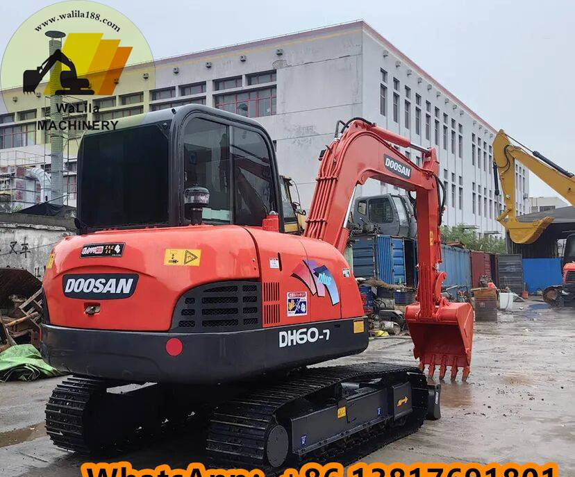 Doosan DH 60-7 - حفار صغير: صورة 3 Doosan DH 60-7 - حفار صغير: صورة 3