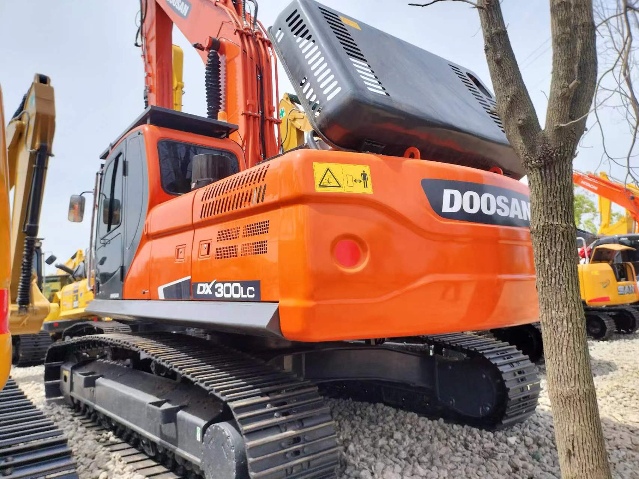 Doosan DX 300 Korea imports doosan DX300 - حفار زاحف: صورة 1 Doosan DX 300 Korea imports doosan DX300 - حفار زاحف: صورة 1