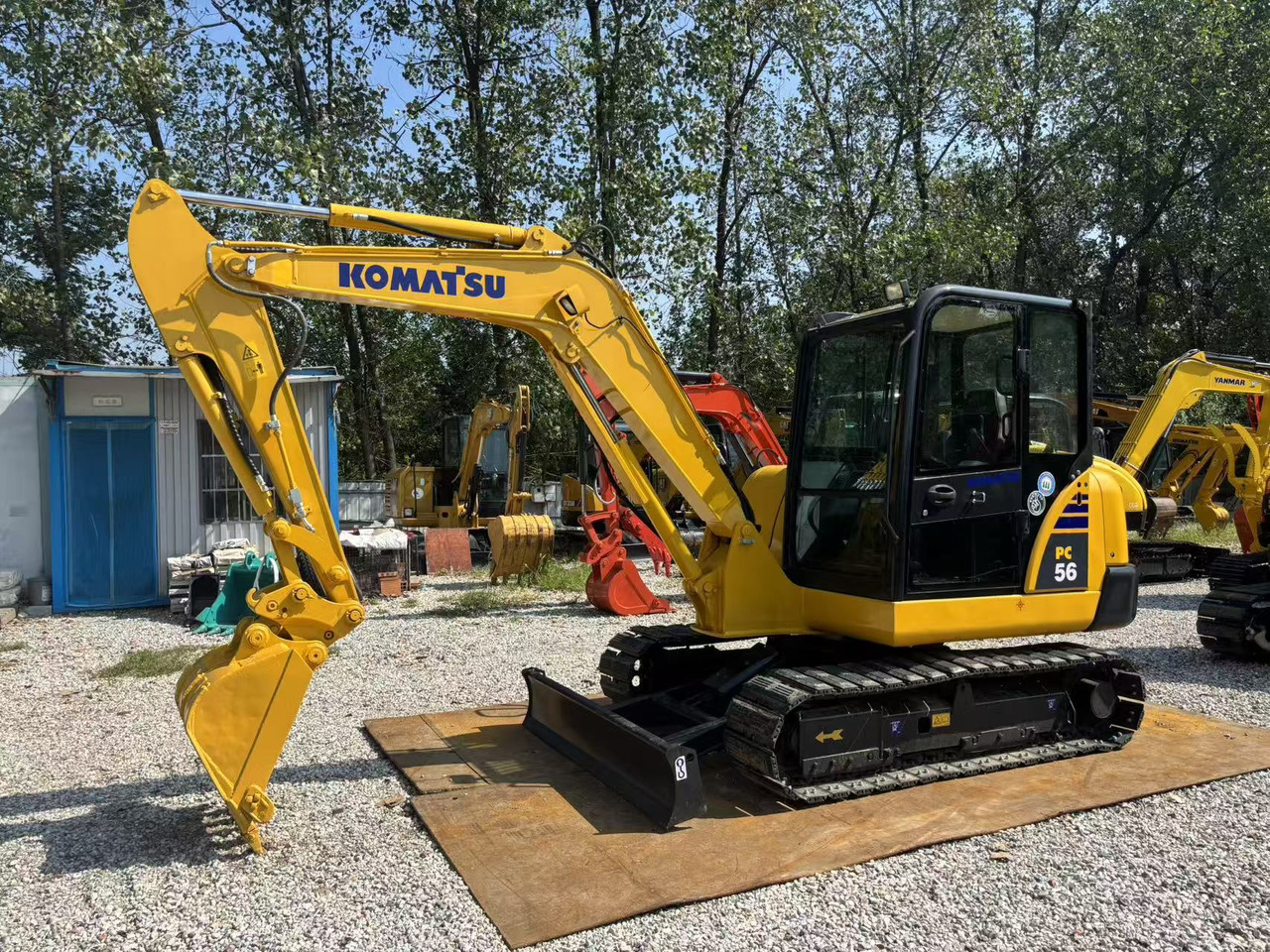 KOMATSU PC56 - حفار صغير: صورة 2 KOMATSU PC56 - حفار صغير: صورة 2