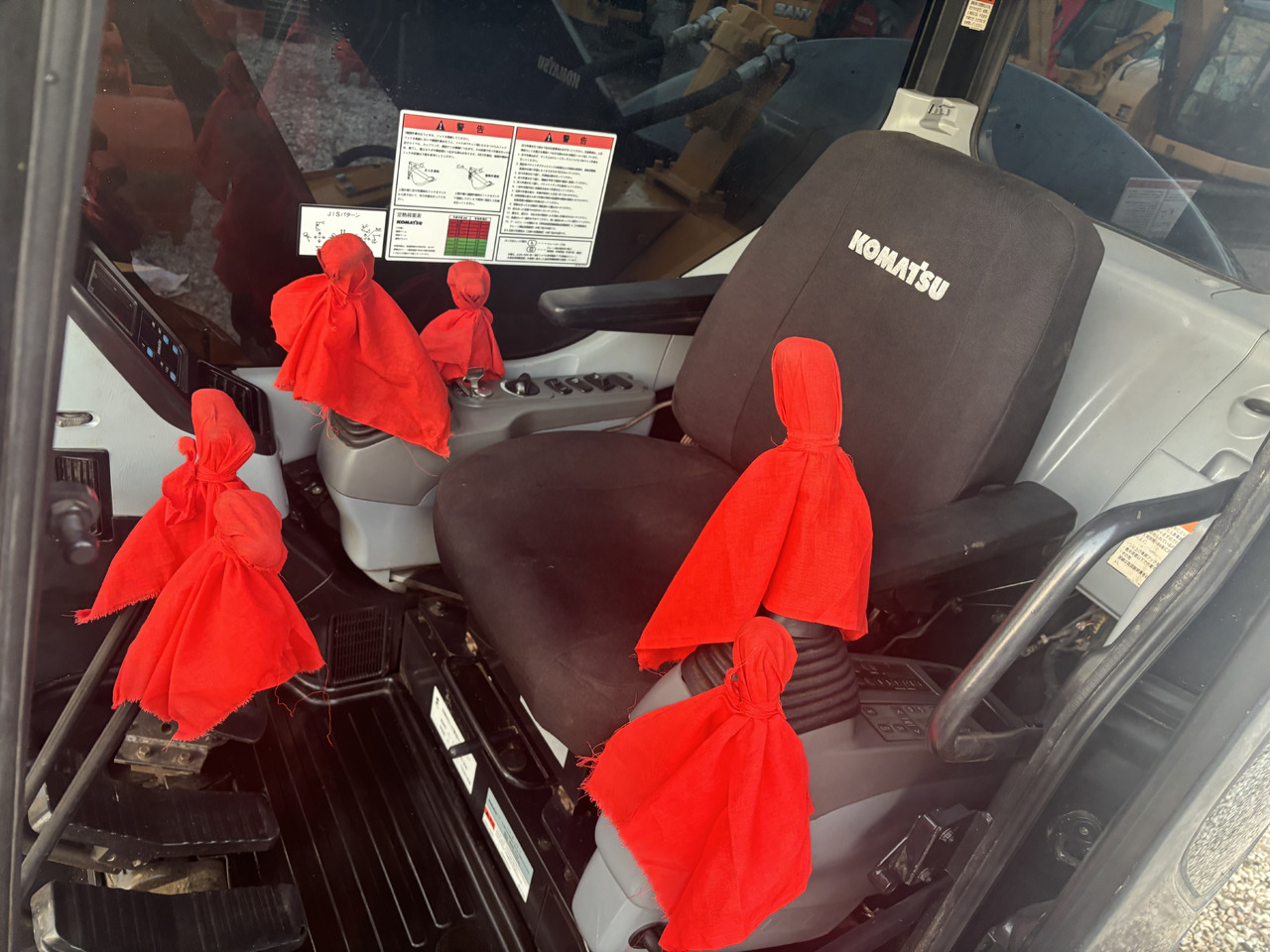 KOMATSU PC78US - حفار صغير: صورة 4 KOMATSU PC78US - حفار صغير: صورة 4