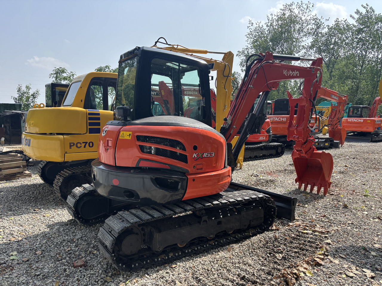 KUBOTA KX163 Carrying a thumb clip. - حفار صغير: صورة 2 KUBOTA KX163 Carrying a thumb clip. - حفار صغير: صورة 2