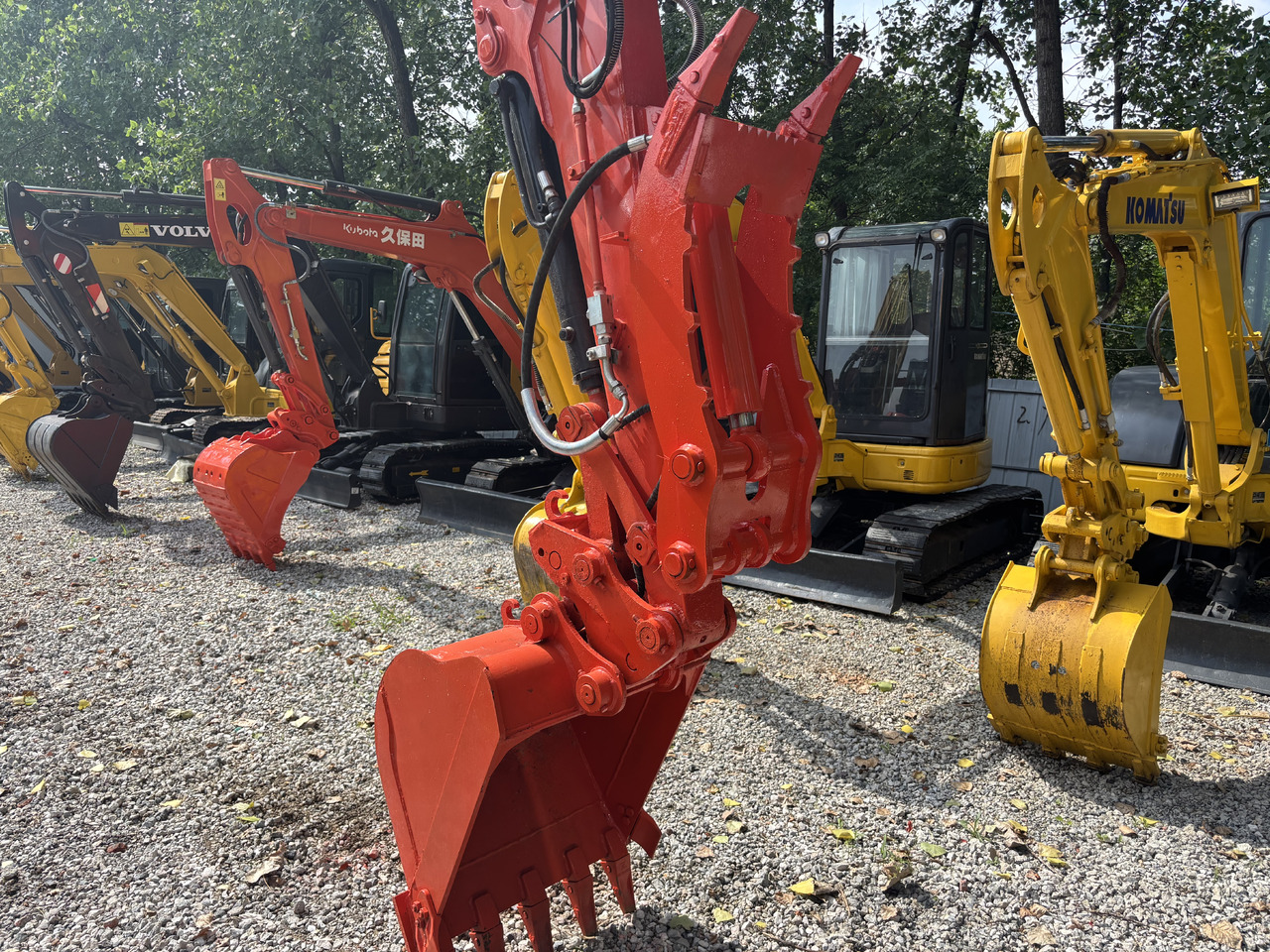 KUBOTA KX163 Carrying a thumb clip. - حفار صغير: صورة 4 KUBOTA KX163 Carrying a thumb clip. - حفار صغير: صورة 4