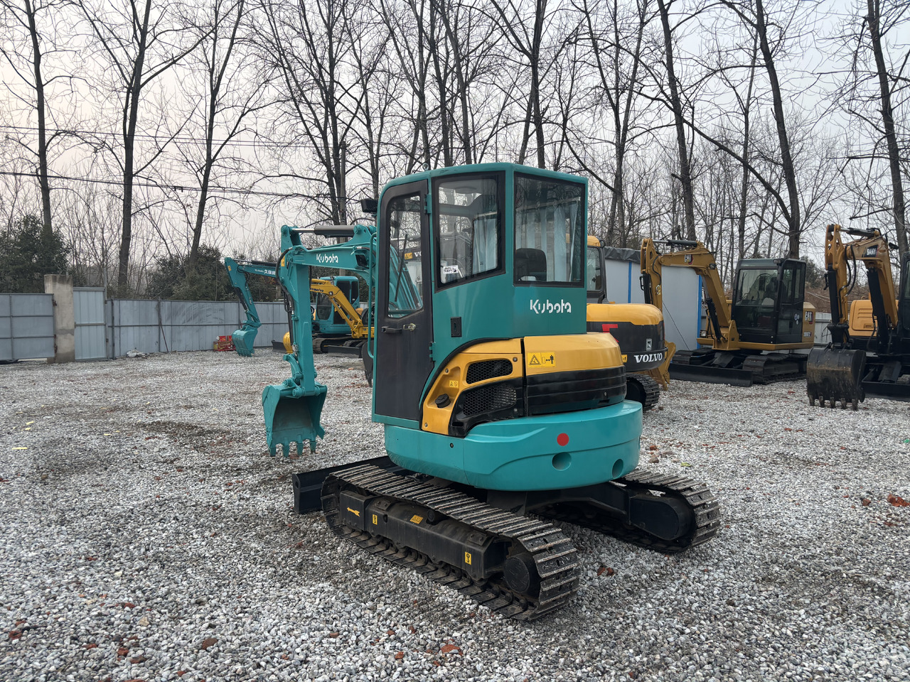 KUBOTA U35 - حفار صغير: صورة 2 KUBOTA U35 - حفار صغير: صورة 2