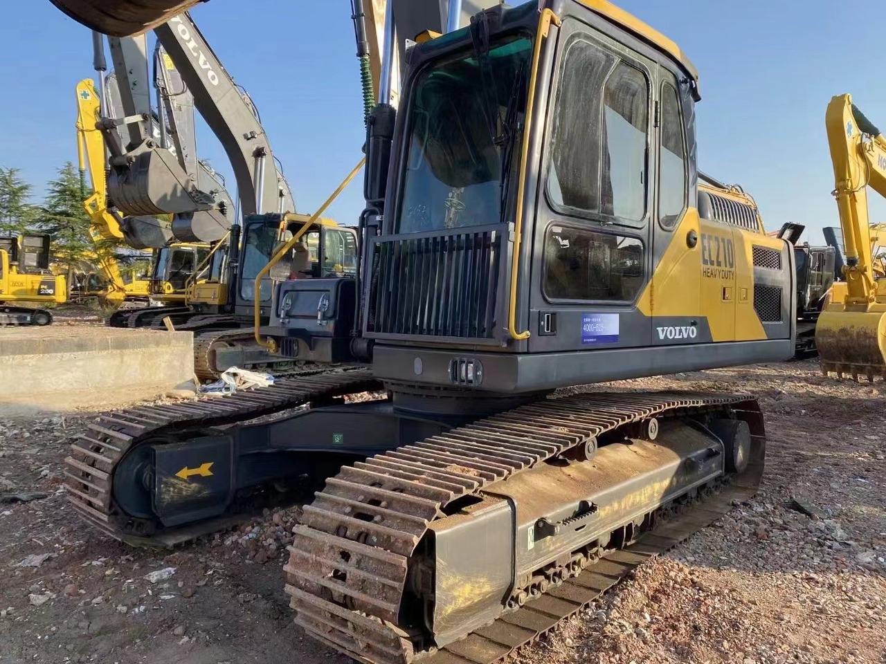 Volvo EC 210 Volvo 210 Ec240 - حفار زاحف: صورة 4 Volvo EC 210 Volvo 210 Ec240 - حفار زاحف: صورة 4