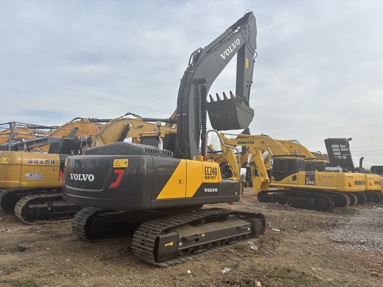 Volvo EC 240 - حفار زاحف: صورة 2 Volvo EC 240 - حفار زاحف: صورة 2