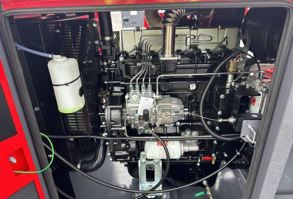 Ashita LG110 - مجموعة المولد: صورة 2 Ashita LG110 - مجموعة المولد: صورة 2