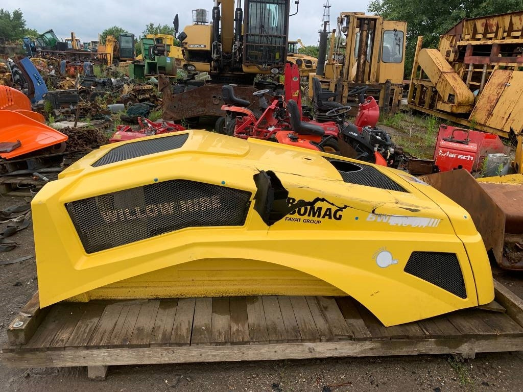 Bomag BW 216DH BONNET - إطار هيكلي/ إطار معدني - آلات الإنشاء: صورة 2 Bomag BW 216DH BONNET - إطار هيكلي/ إطار معدني - آلات الإنشاء: صورة 2