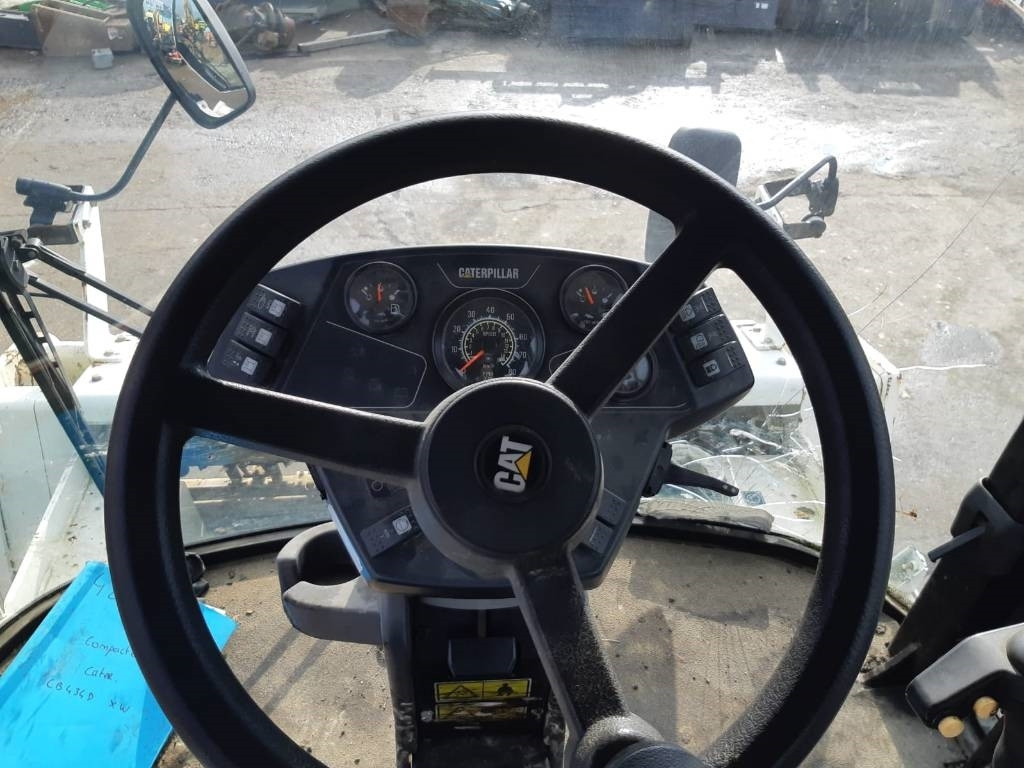 CAT CB 434 D - رَصَّاص الطرق: صورة 5 CAT CB 434 D - رَصَّاص الطرق: صورة 5