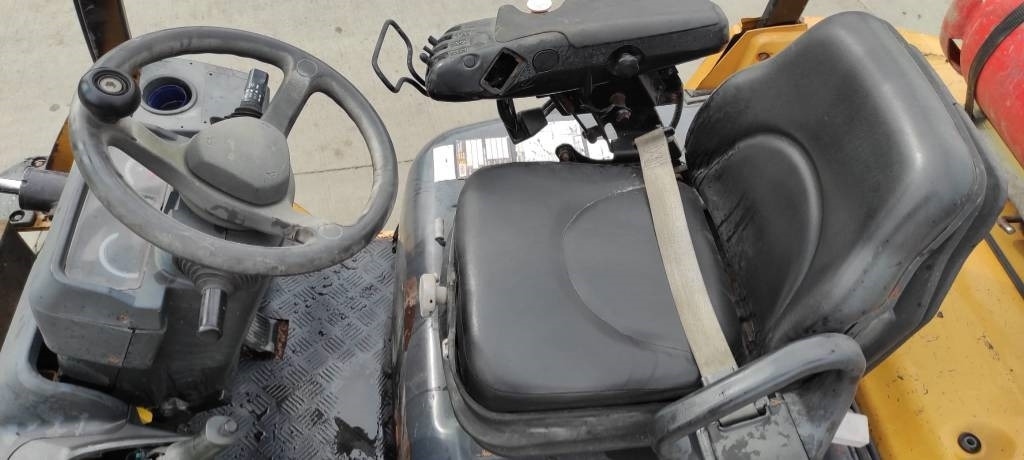 رافعة شوكية تعمل بالغاز CAT GP 25 N: صورة 6