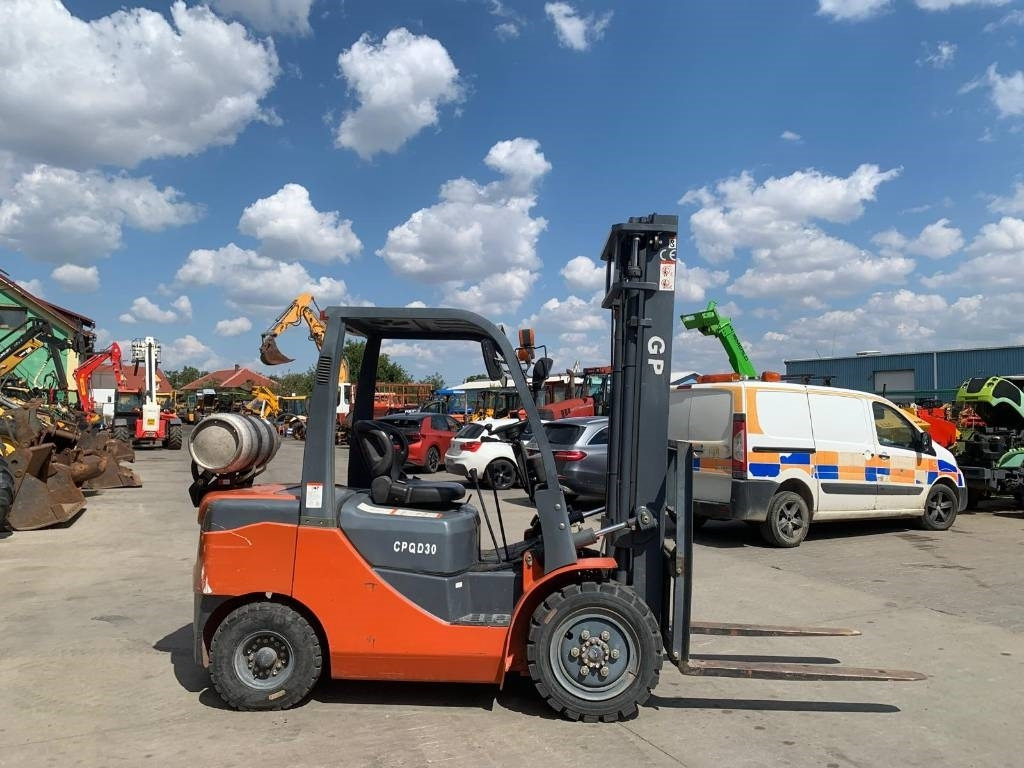 CPQD30 30  - رافعة شوكية تعمل بالغاز: صورة 3 CPQD30 30  - رافعة شوكية تعمل بالغاز: صورة 3