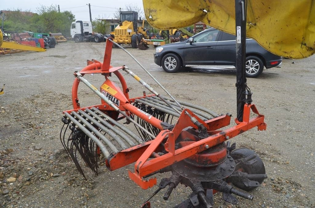 Fella TS 391 - نشارة الدريس/ شوكة جرف: صورة 2 Fella TS 391 - نشارة الدريس/ شوكة جرف: صورة 2