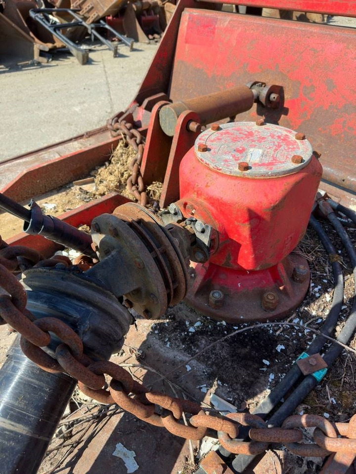 Grenier Franco SD2000 - ماكينات قطع الحشائش الغابات: صورة 5 Grenier Franco SD2000 - ماكينات قطع الحشائش الغابات: صورة 5