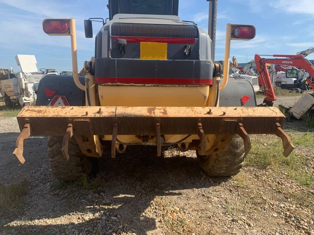 HBM-Nobas BG190T-3 - ماكينة تسوية: صورة 3 HBM-Nobas BG190T-3 - ماكينة تسوية: صورة 3