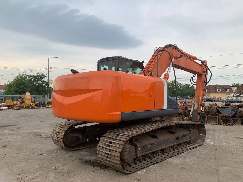 حفار زاحف Hitachi ZX 180 LC-3: صورة 7