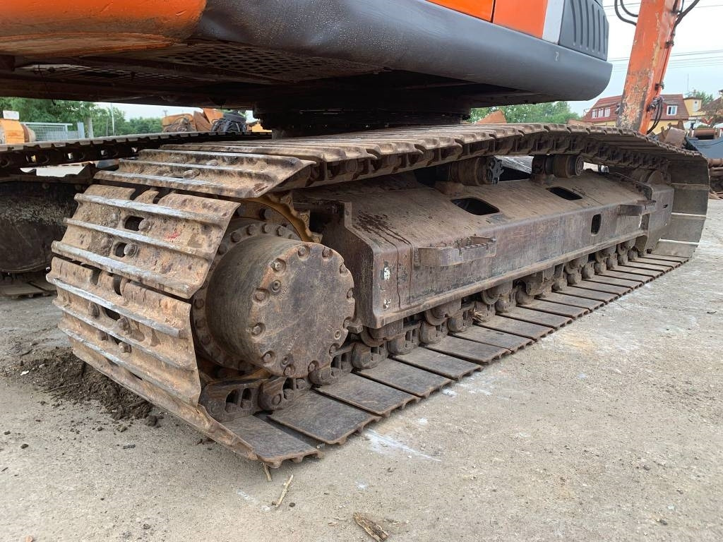 حفار زاحف Hitachi ZX 180 LC-3: صورة 8