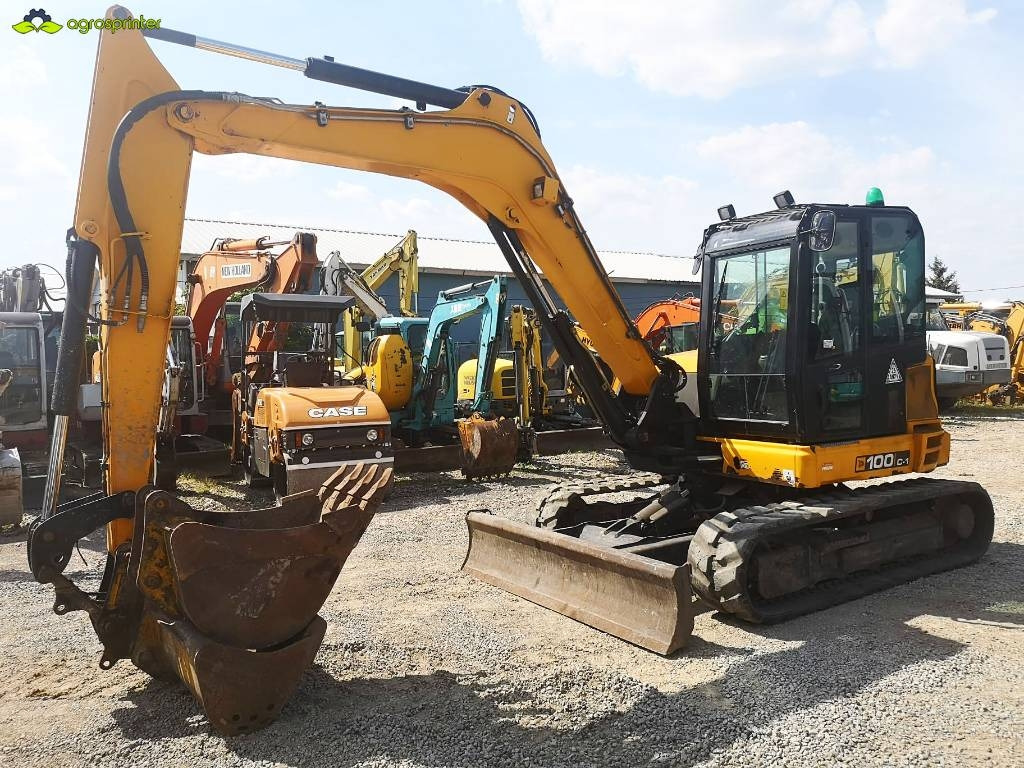 JCB 100 C - حفار صغير: صورة 1 JCB 100 C - حفار صغير: صورة 1