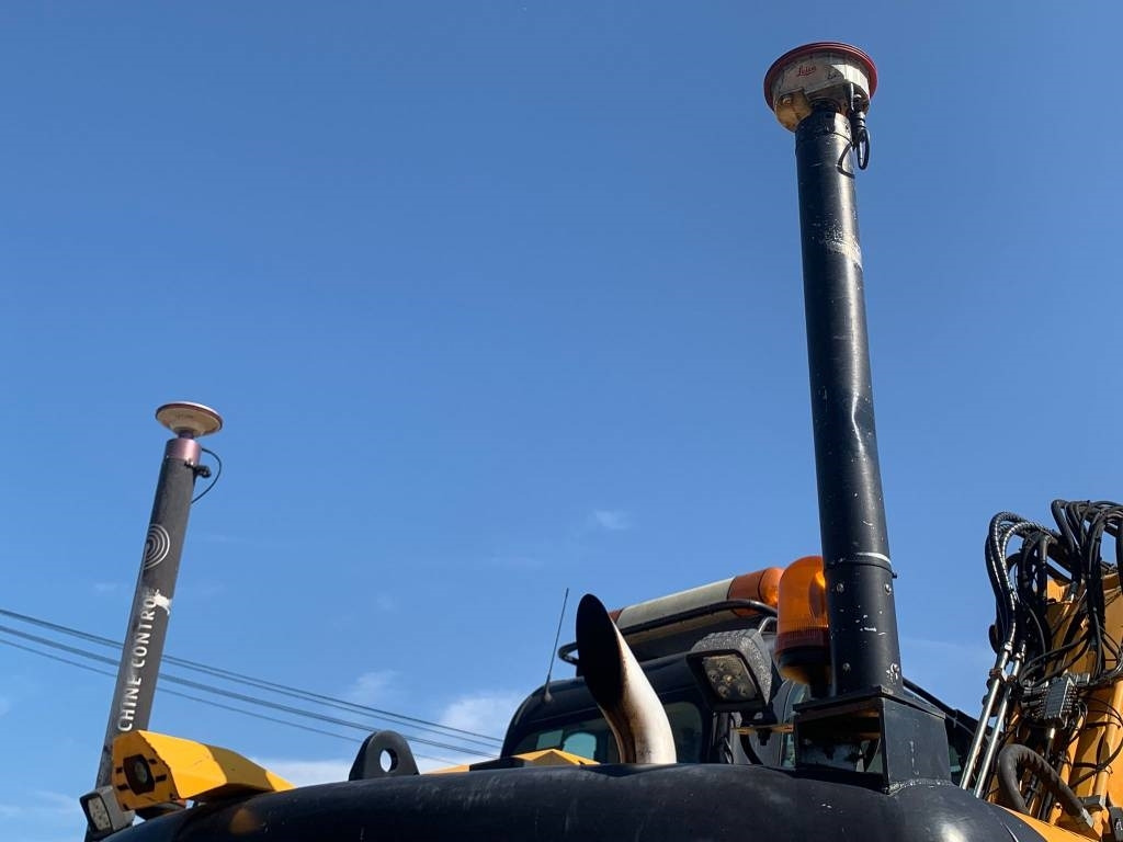 JCB JS 145 W+Engcon Rototilt+Sistem Laser 2D Leica Ico - حفار ذو عجلات: صورة 5 JCB JS 145 W+Engcon Rototilt+Sistem Laser 2D Leica Ico - حفار ذو عجلات: صورة 5