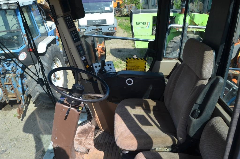 John Deere Landquip - رشاش دفع ذاتي: صورة 5 John Deere Landquip - رشاش دفع ذاتي: صورة 5