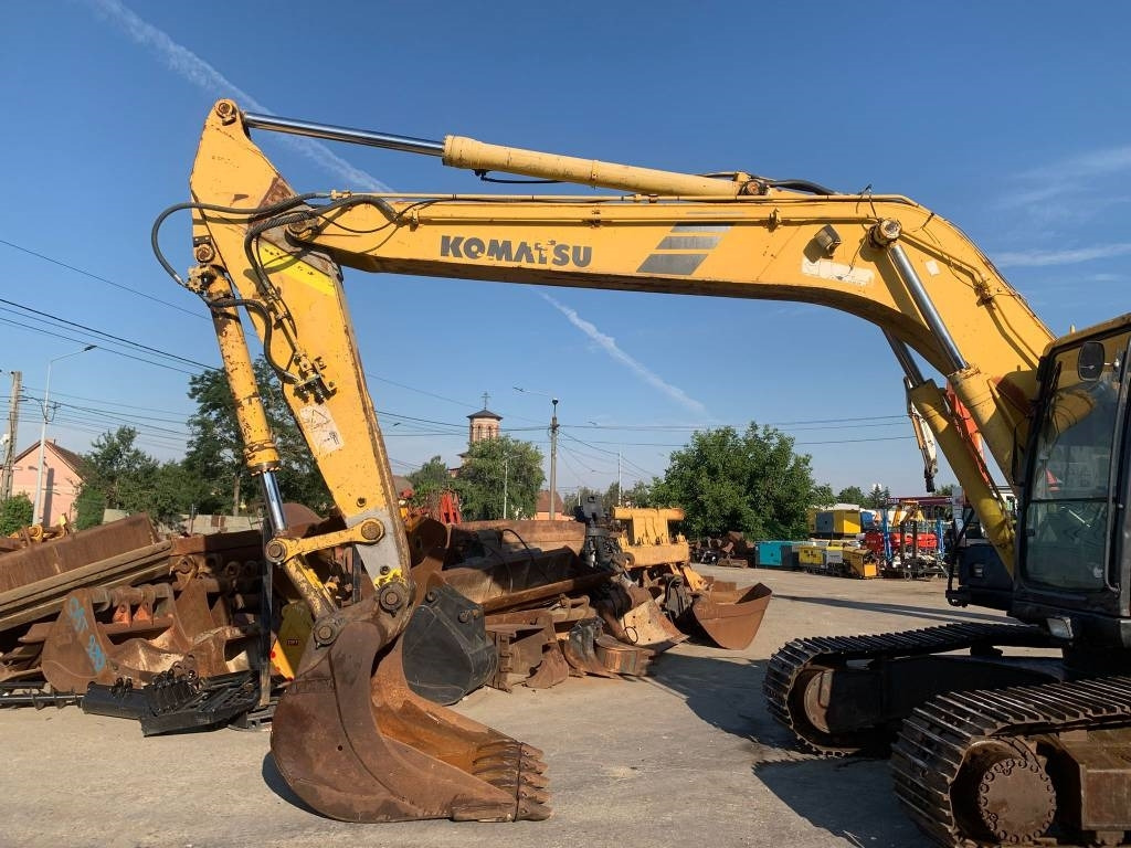 Komatsu PC 240 NLC-6K - حفار زاحف: صورة 4 Komatsu PC 240 NLC-6K - حفار زاحف: صورة 4