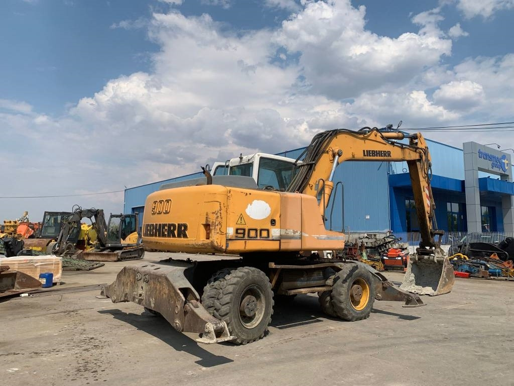 Liebherr A 900 C - حفار ذو عجلات: صورة 4 Liebherr A 900 C - حفار ذو عجلات: صورة 4