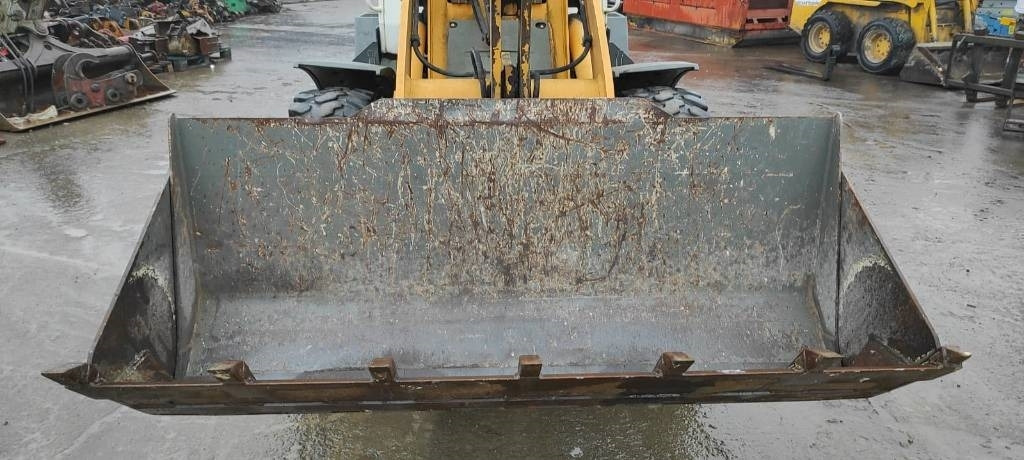 Liebherr L 506 - اللودر بعجل: صورة 2 Liebherr L 506 - اللودر بعجل: صورة 2