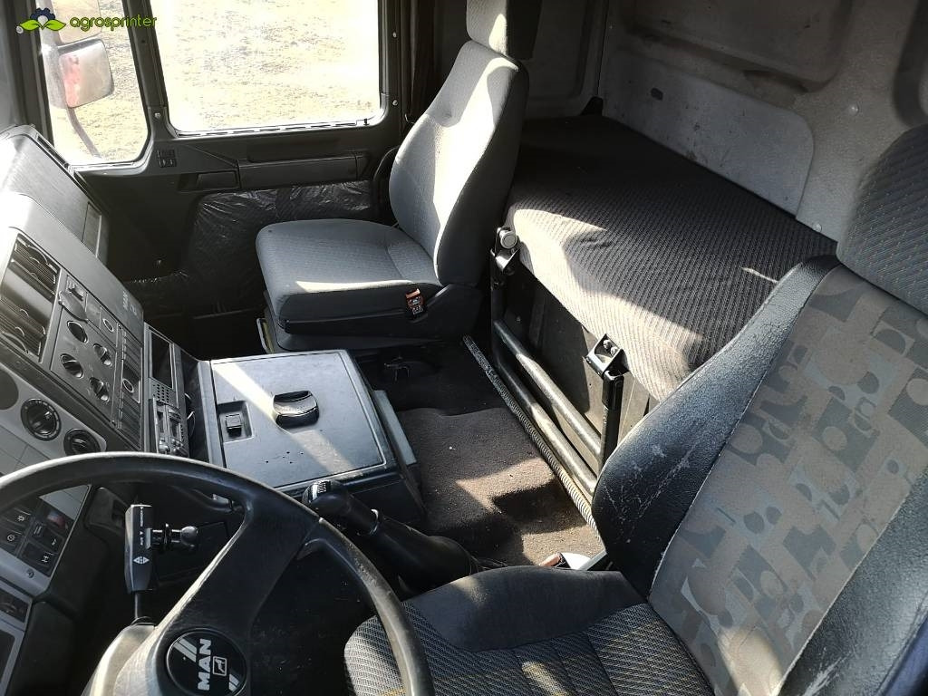 شاحنة برافعة خطافية MAN F2001: صورة 7 شاحنة برافعة خطافية MAN F2001: صورة 7