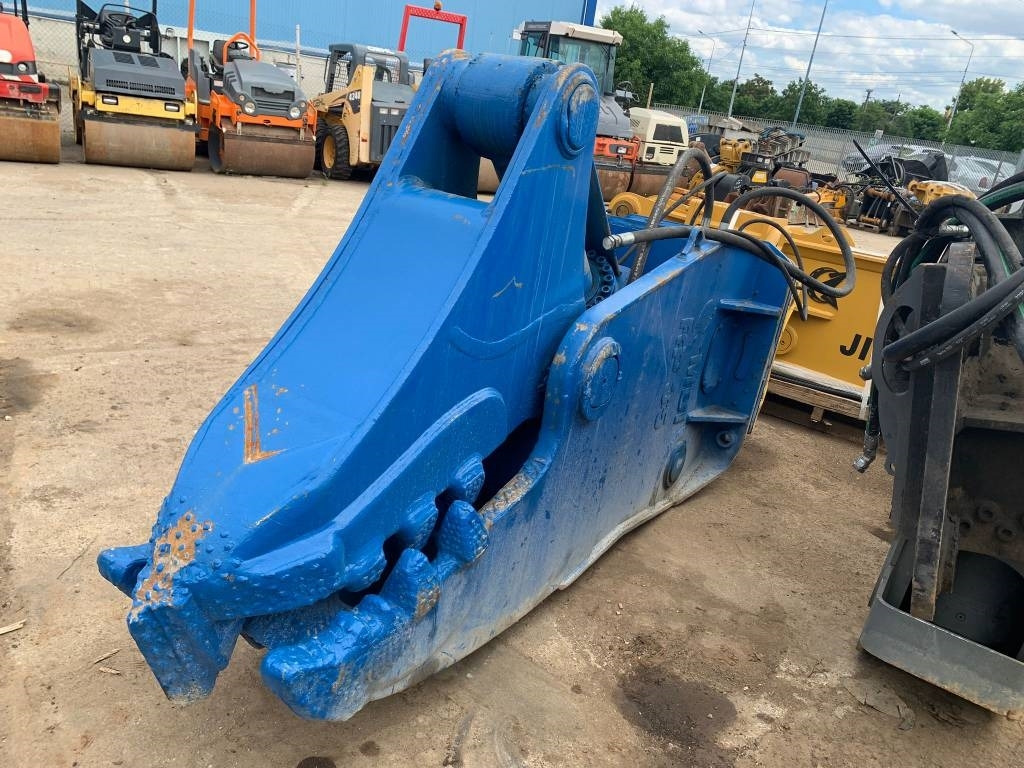 MBI RP35 - مقصات الهدم - آلات الإنشاء: صورة 2 MBI RP35 - مقصات الهدم - آلات الإنشاء: صورة 2