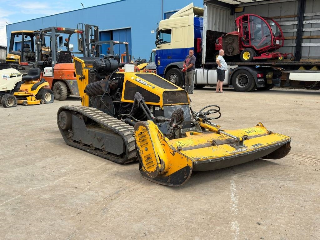 McConnel Robocut MULCHER - جزازة عشب الحدائق: صورة 4 McConnel Robocut MULCHER - جزازة عشب الحدائق: صورة 4