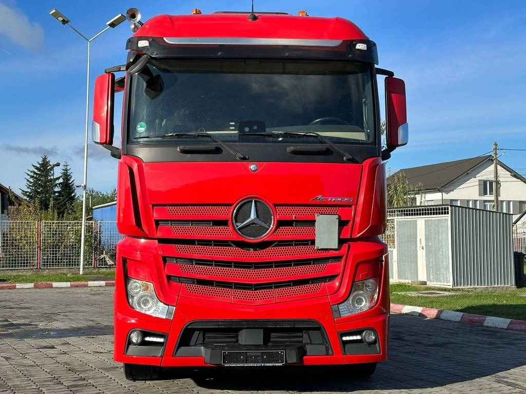 Mercedes-Benz Actros 963-4-A - شاحنة صندوقية: صورة 2 Mercedes-Benz Actros 963-4-A - شاحنة صندوقية: صورة 2