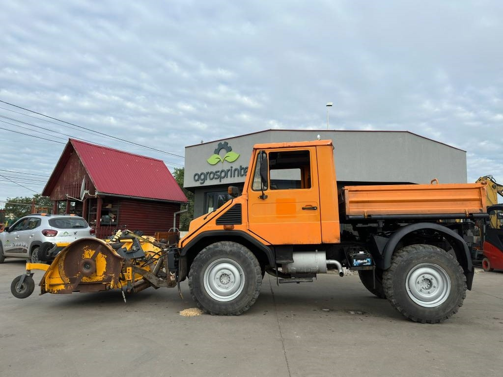 Mercedes-Benz Unimog 408/10 - سيارة خدمات/ سيارة خاصة: صورة 2 Mercedes-Benz Unimog 408/10 - سيارة خدمات/ سيارة خاصة: صورة 2