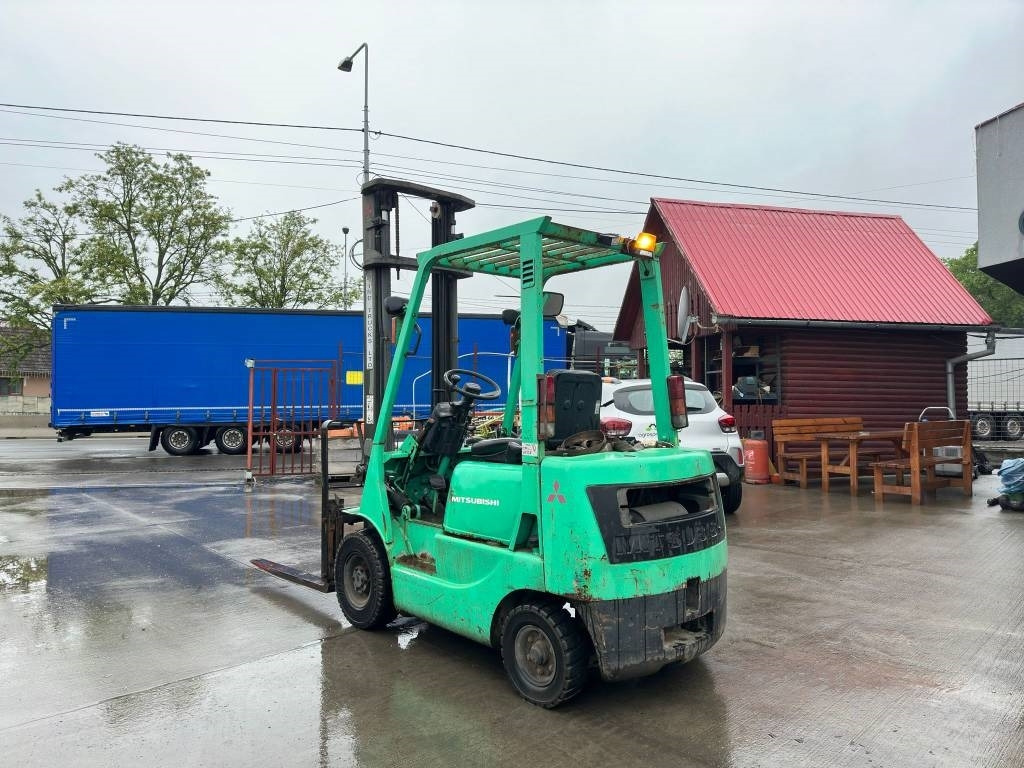 Mitsubishi FD15 - رافعة شوكية ديزل: صورة 5 Mitsubishi FD15 - رافعة شوكية ديزل: صورة 5