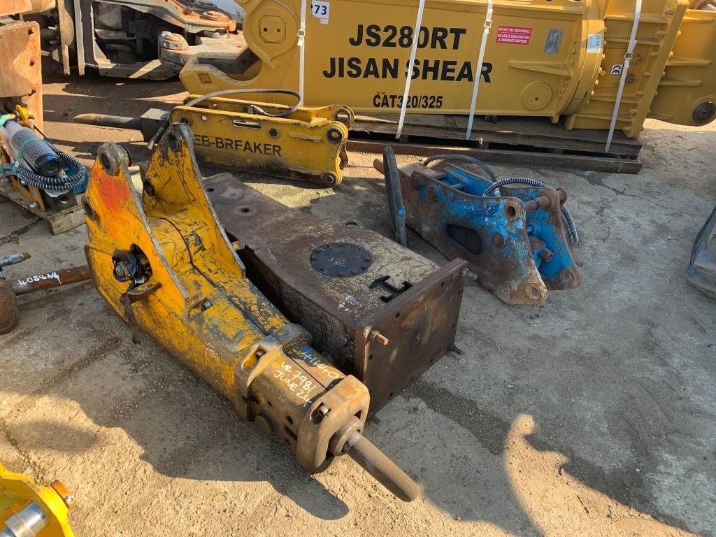 Mustang Different Types of Hammers - مطرقة هيدروليكية - آلات الإنشاء: صورة 2 Mustang Different Types of Hammers - مطرقة هيدروليكية - آلات الإنشاء: صورة 2