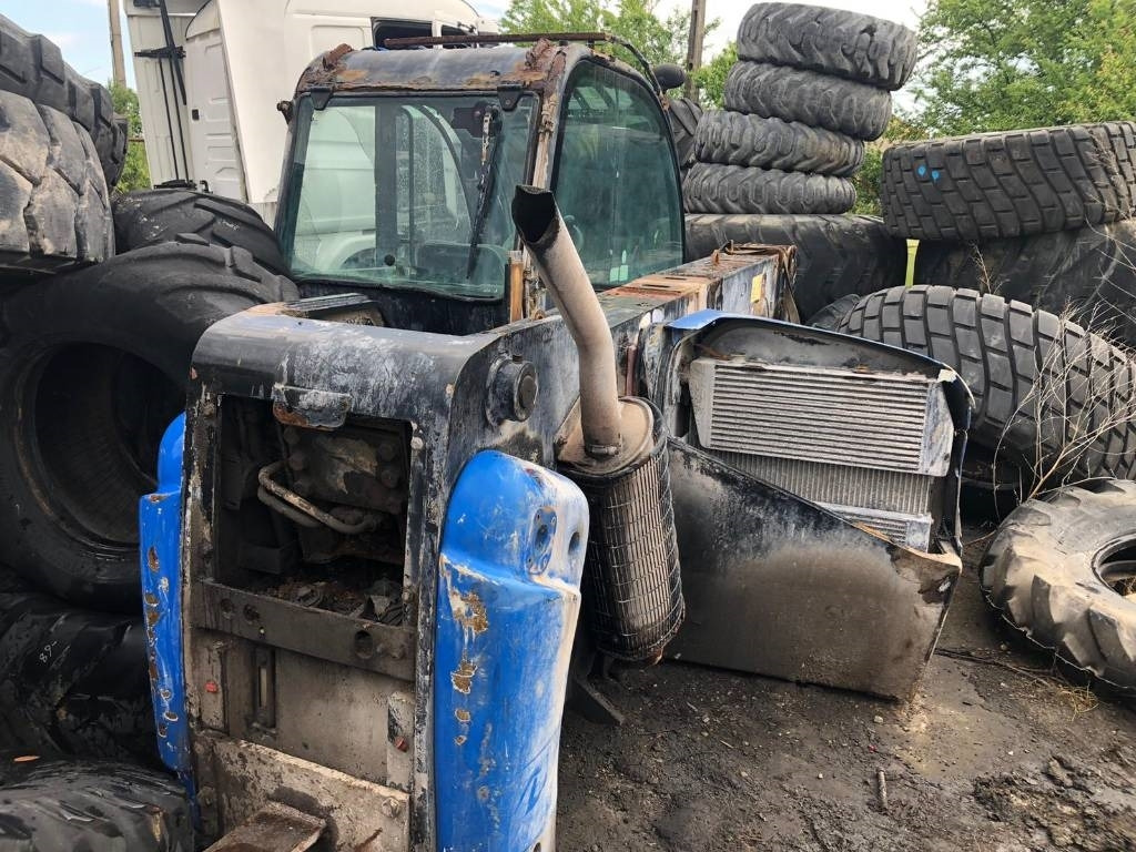 New Holland For Parts LM 5060 - آلة رفع ونقل تلسكوبية: صورة 2 New Holland For Parts LM 5060 - آلة رفع ونقل تلسكوبية: صورة 2