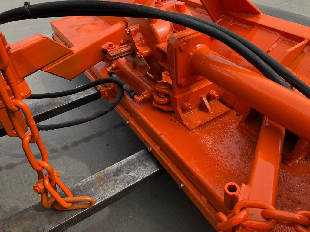 Perfect 180 - التقطيع جزازة/ ماكينات قطع الحشائش: صورة 2 Perfect 180 - التقطيع جزازة/ ماكينات قطع الحشائش: صورة 2