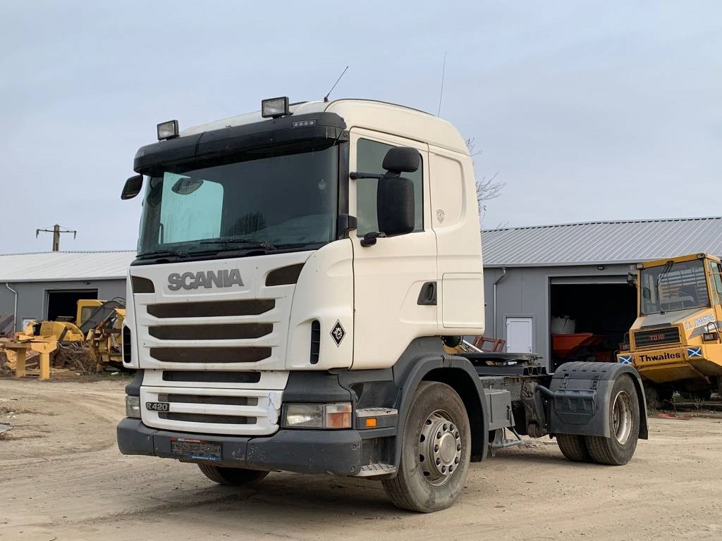 Scania R 420 - مقطورة السحب: صورة 1 Scania R 420 - مقطورة السحب: صورة 1